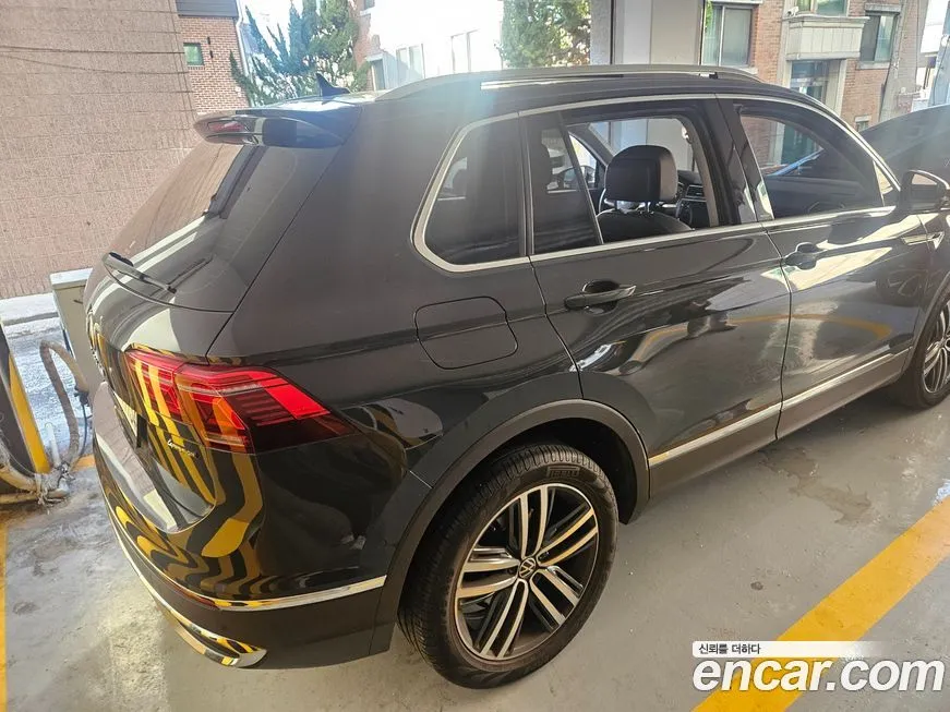 Volkswagen Tiguan — фото 5