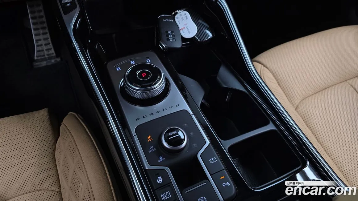 Kia Sorento — фото 9