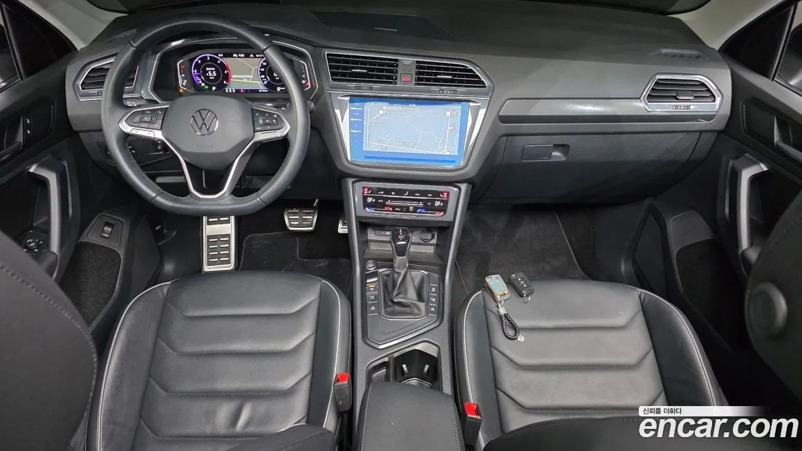 Volkswagen Tiguan — фото 7