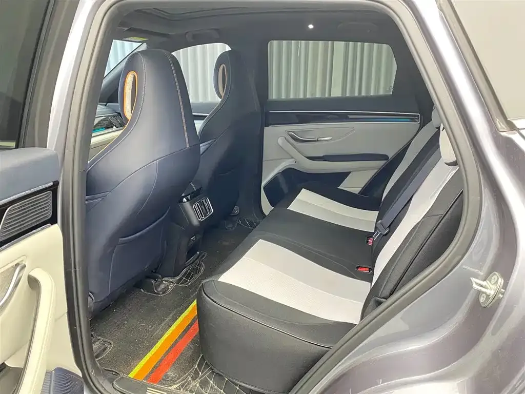 BYD PLUS New Energy — фото 10