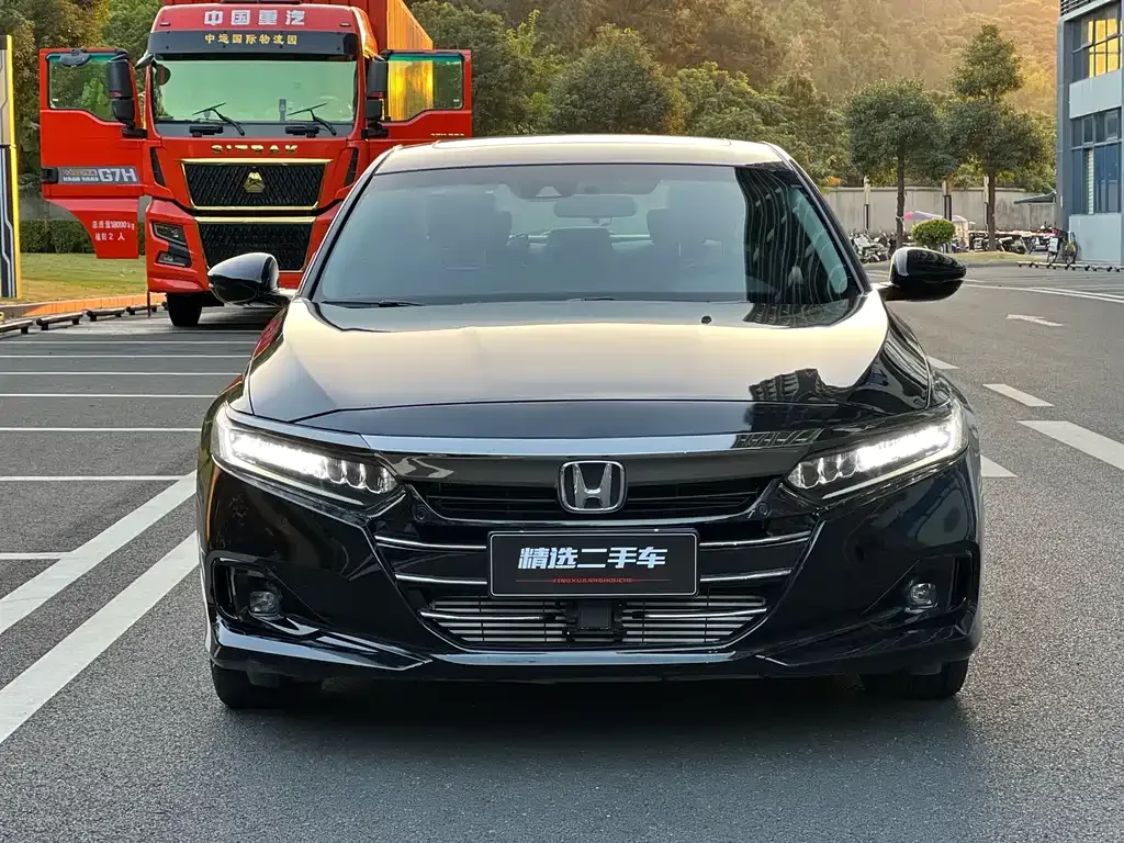 Honda Accord — фото 2