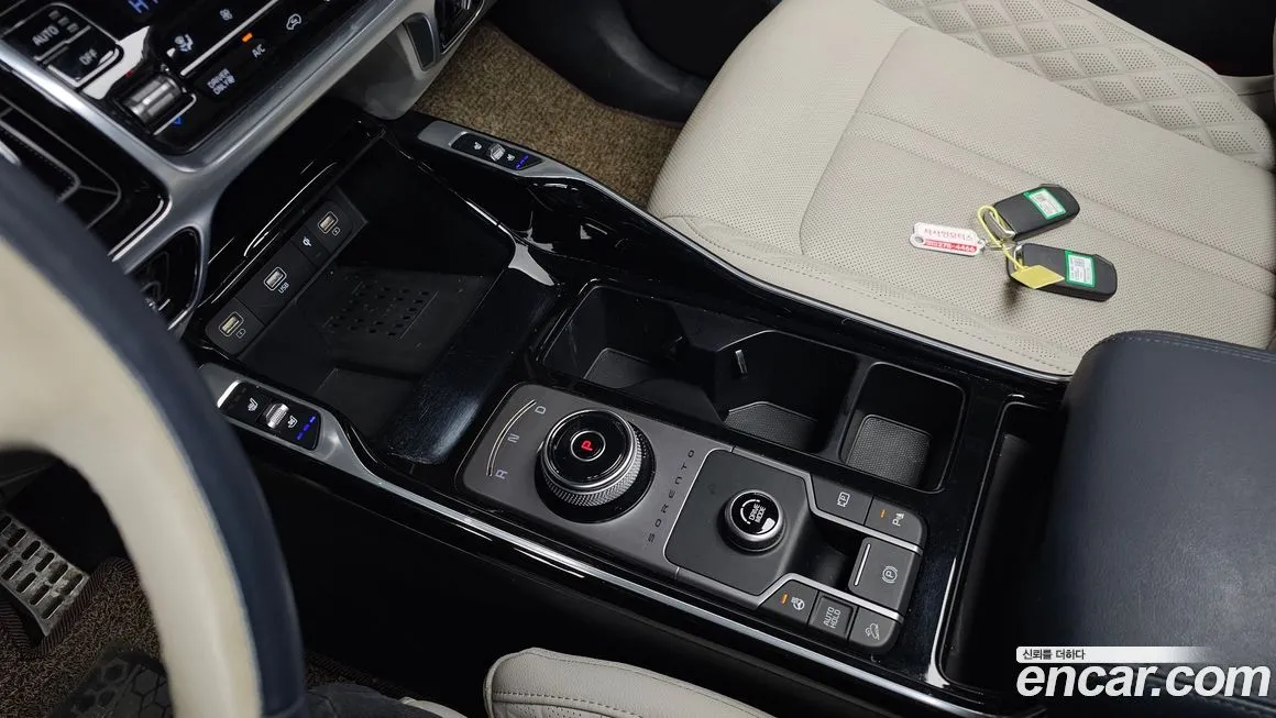 Kia Sorento — фото 9