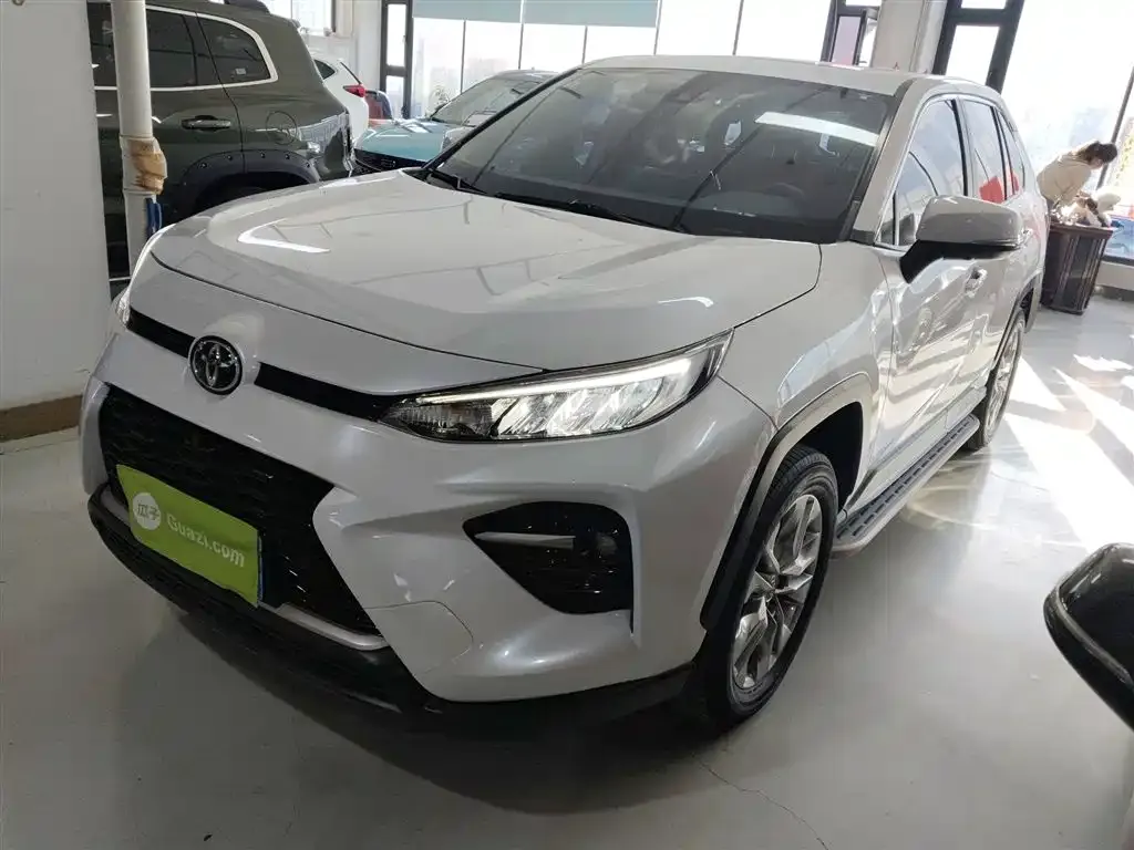 Toyota Wildlander — фото 2