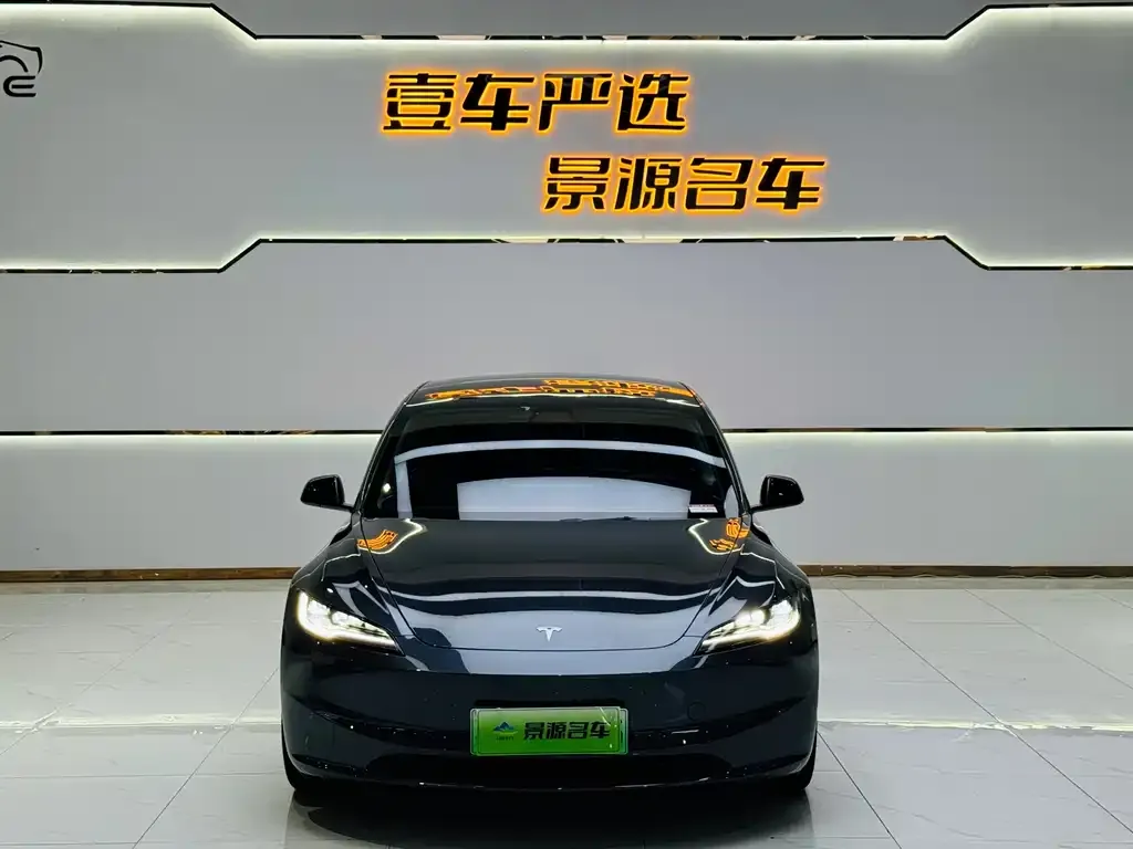 Tesla Model 3 — фото 2
