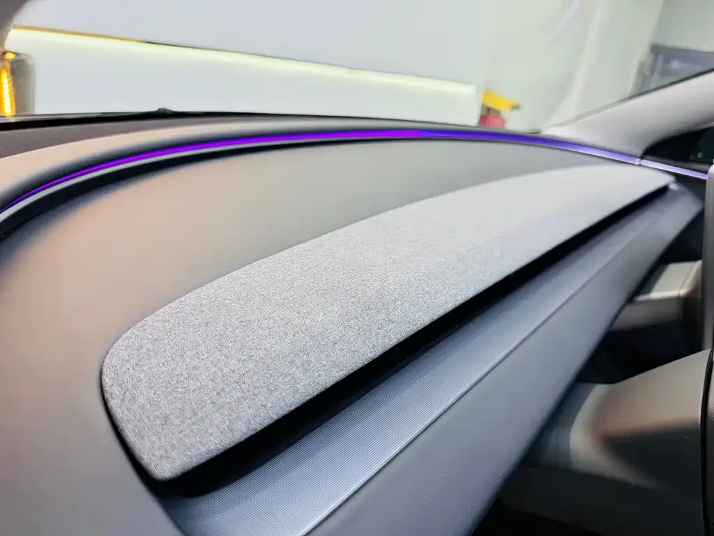 Tesla Model 3 — фото 6