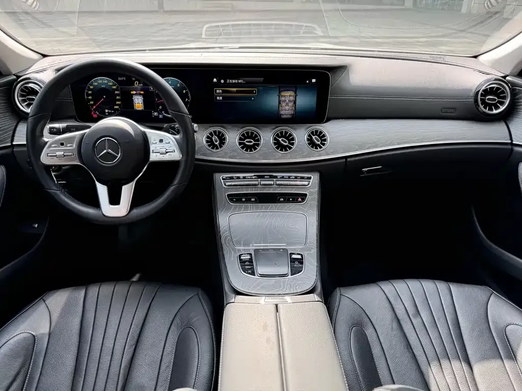 Mercedes-Benz CLS — фото 10