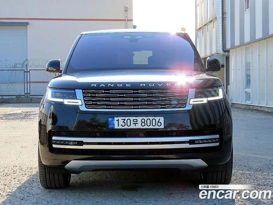 Land Rover Range Rover — фото 1