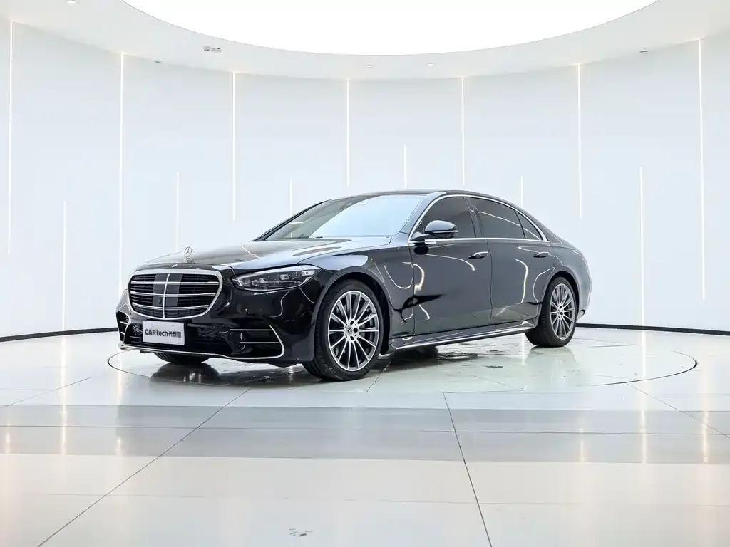 Mercedes-Benz S-Class — фото 1