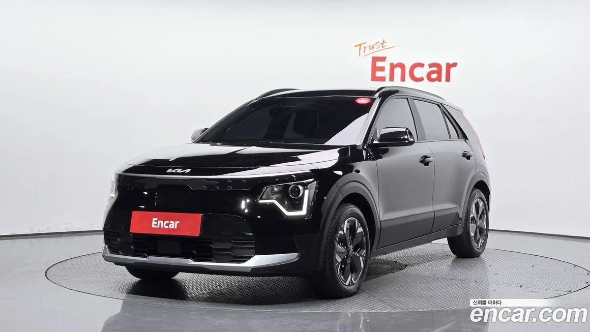 Kia Niro — фото 1