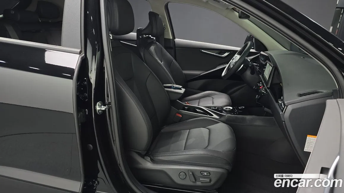 Kia Niro — фото 10