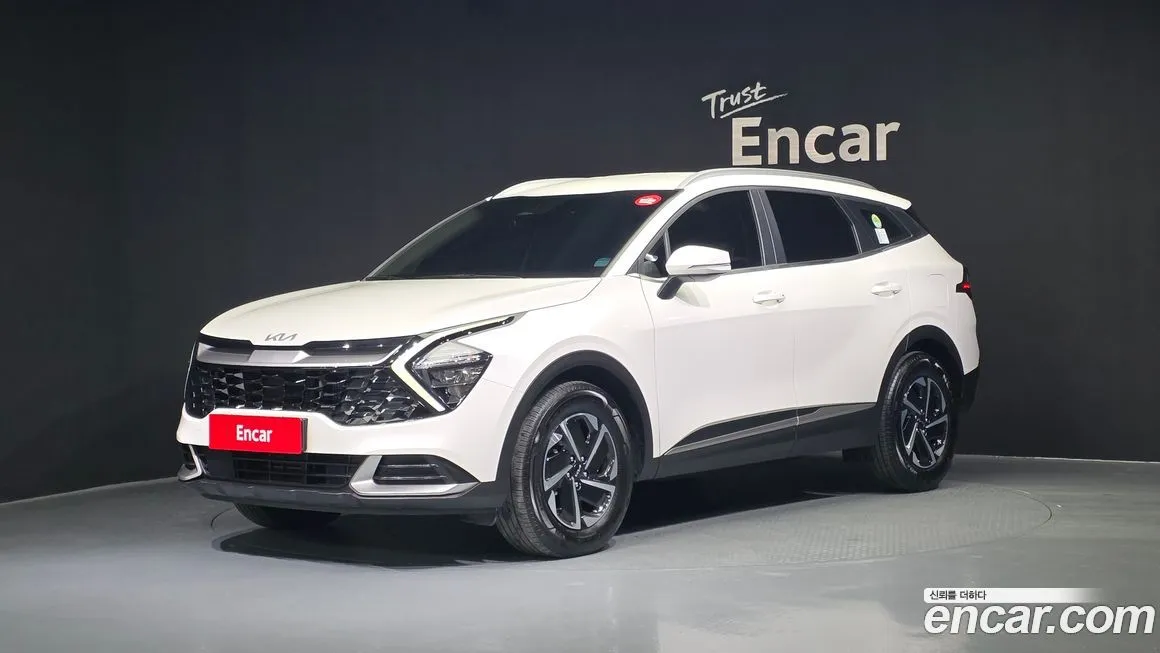 Kia Sportage — фото 1