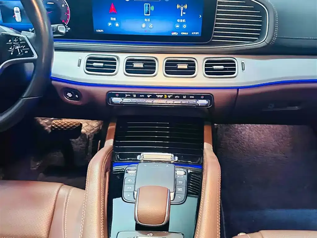 Mercedes-Benz GLS — фото 5