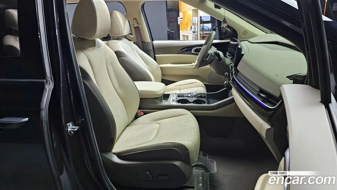 Kia Carnival — фото 10