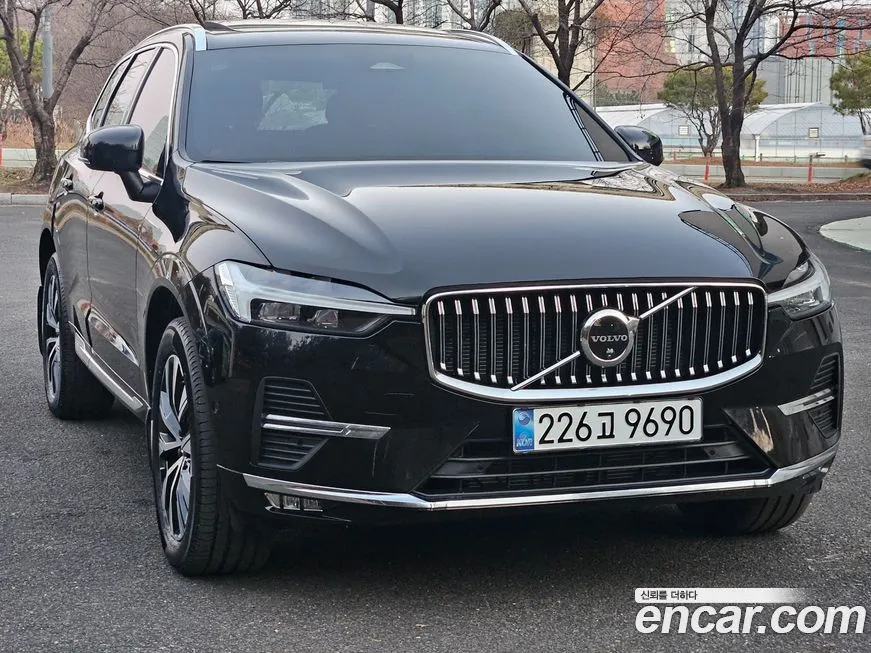 Volvo XC60 — фото 2