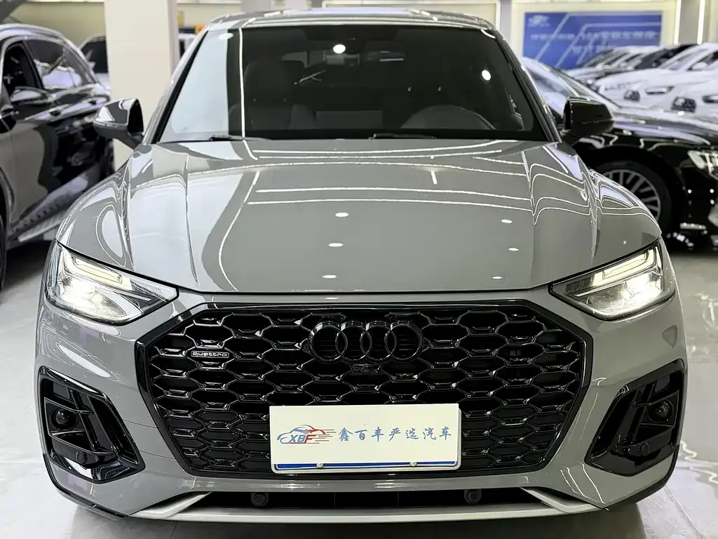 Audi Q5L Sportback — фото 2