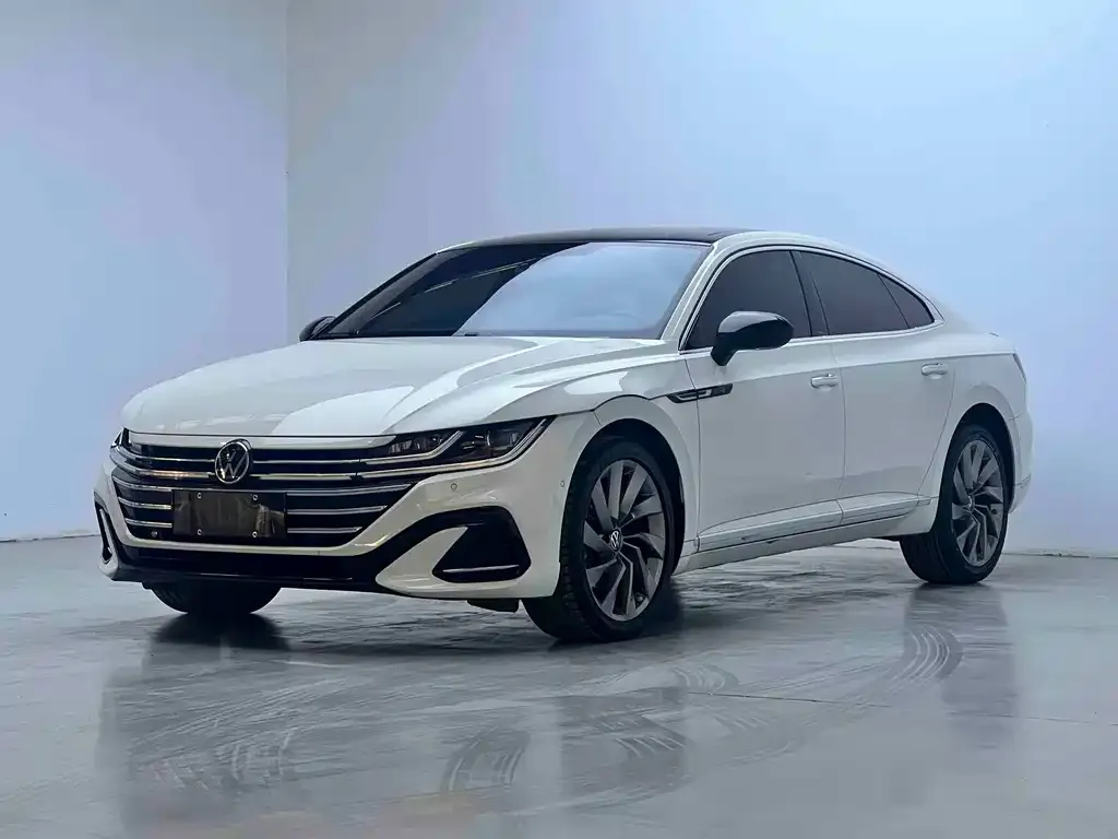 Volkswagen CC — фото 1
