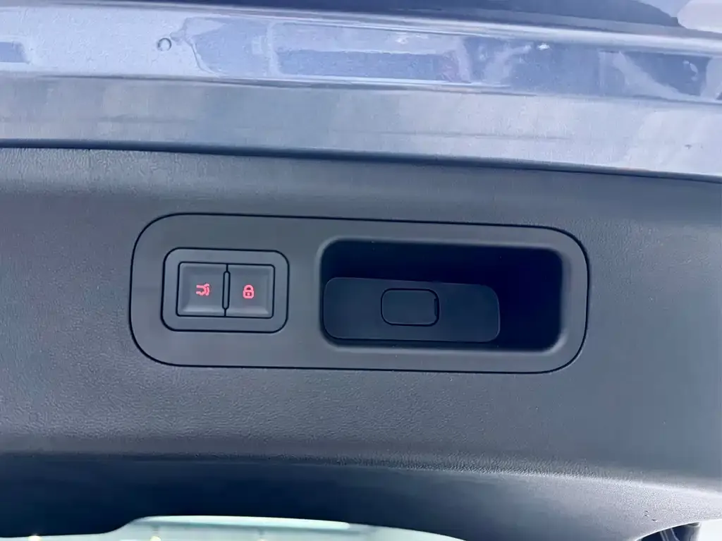 BYD Hiace 07 DM-i — фото 10