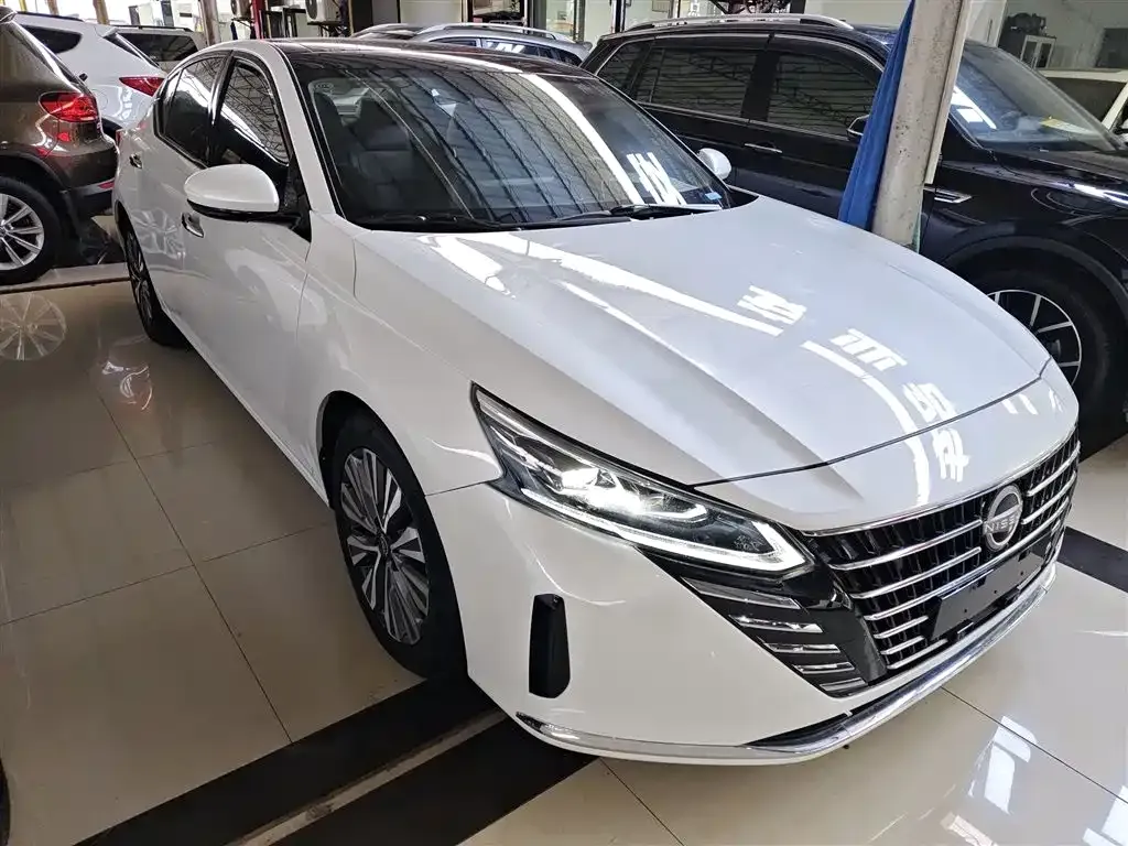 Nissan Teana — фото 4