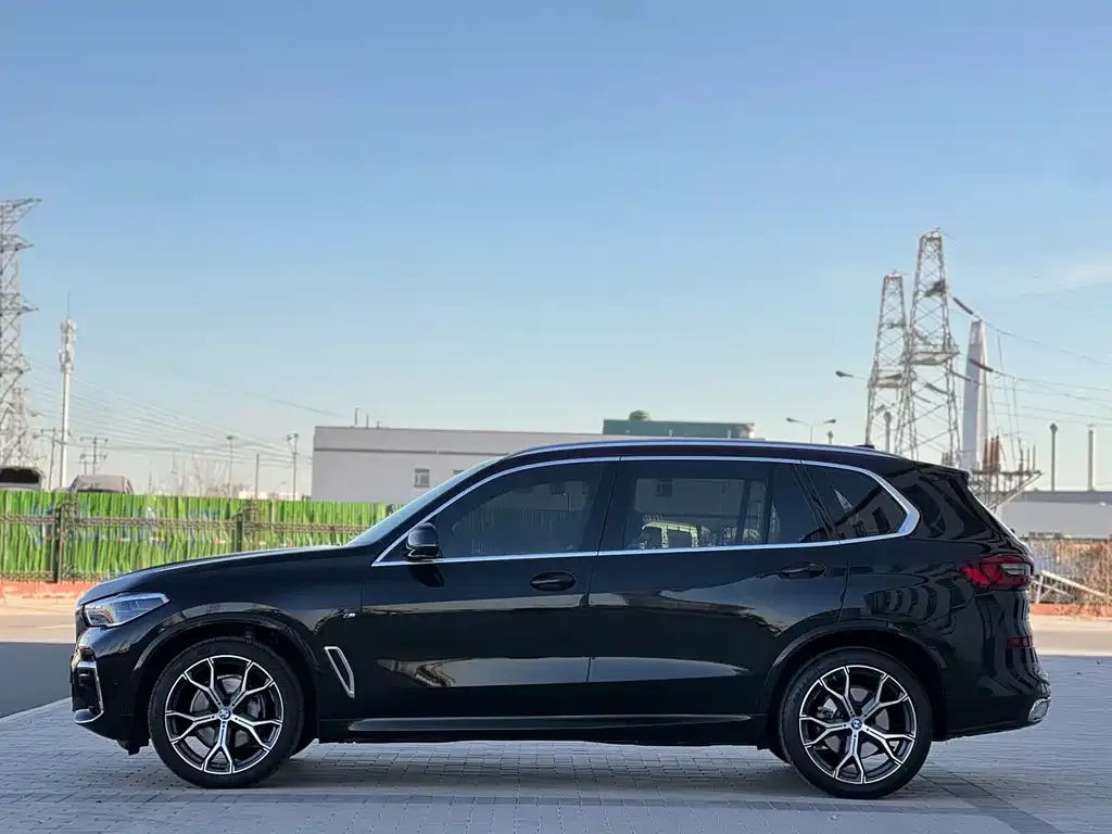 BMW X5 — фото 5