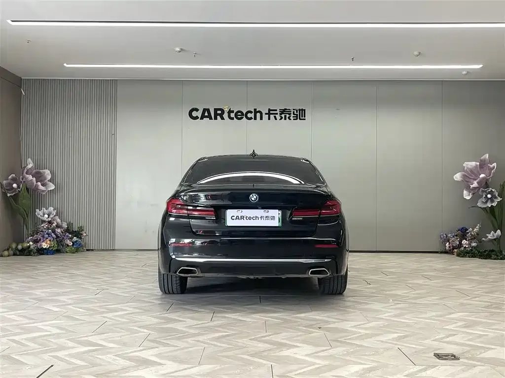 BMW 5 Series New Energy — фото 6
