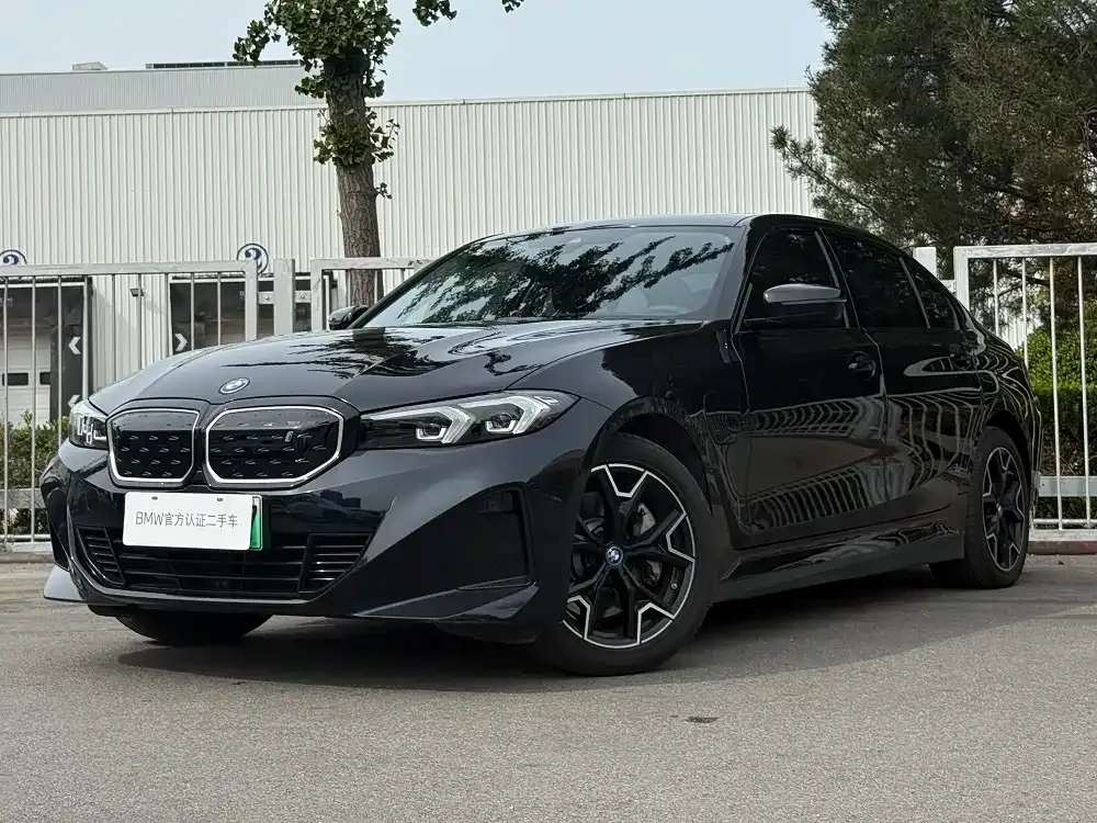 BMW i3 — фото 1