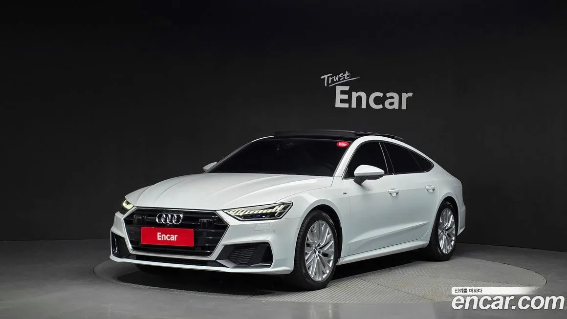 Audi A7 — фото 1