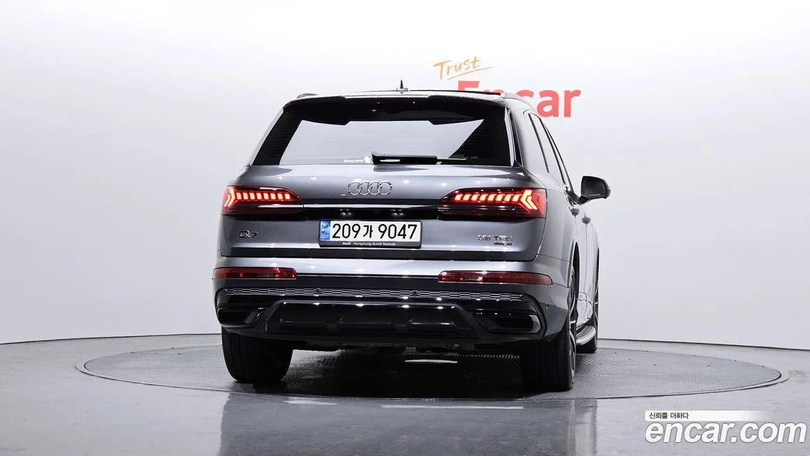 Audi Q7 — фото 4