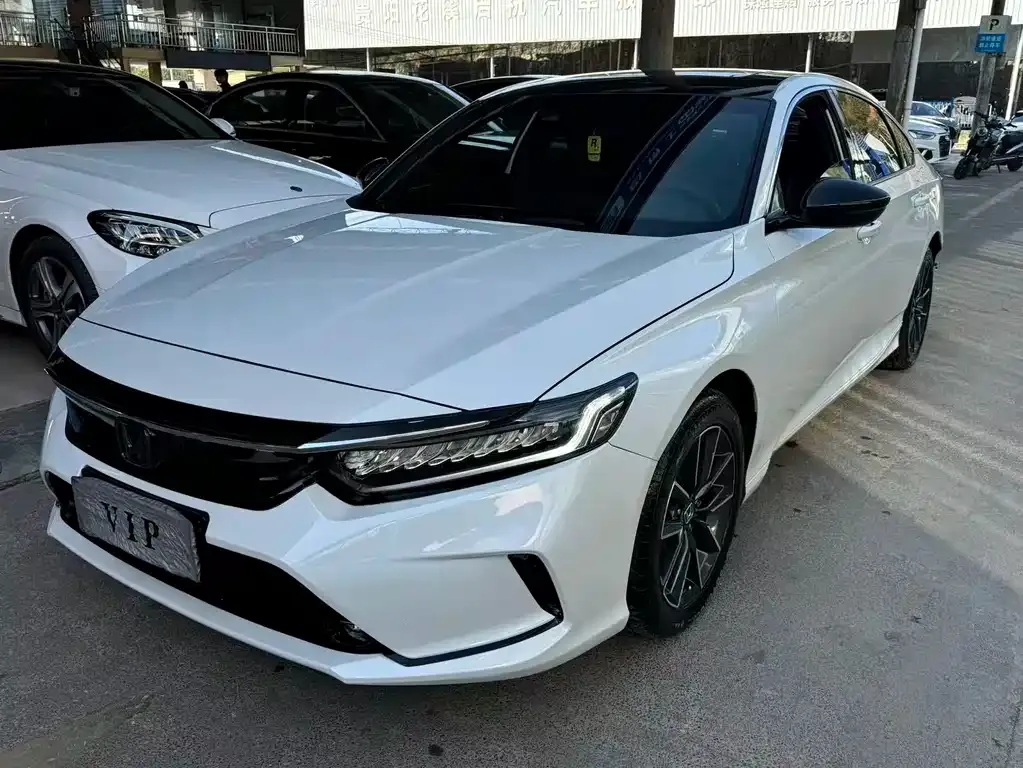 Honda Inspire — фото 1