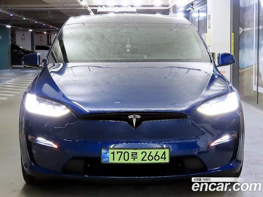 Tesla Model X — фото 2