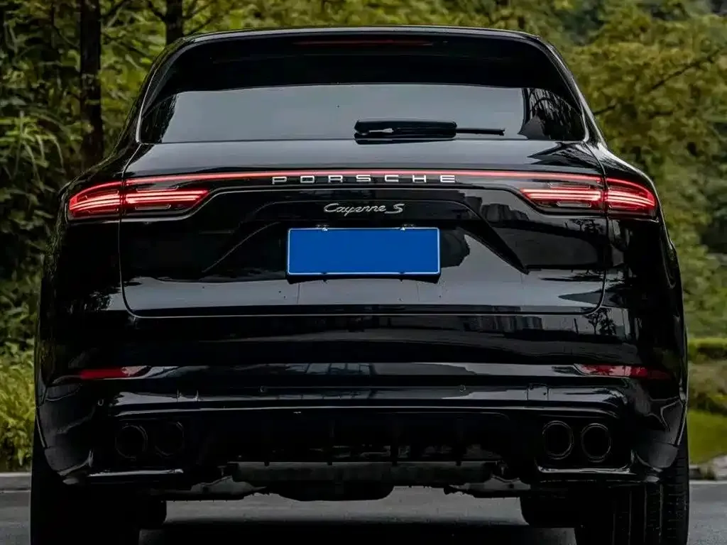 Porsche Cayenne — фото 5