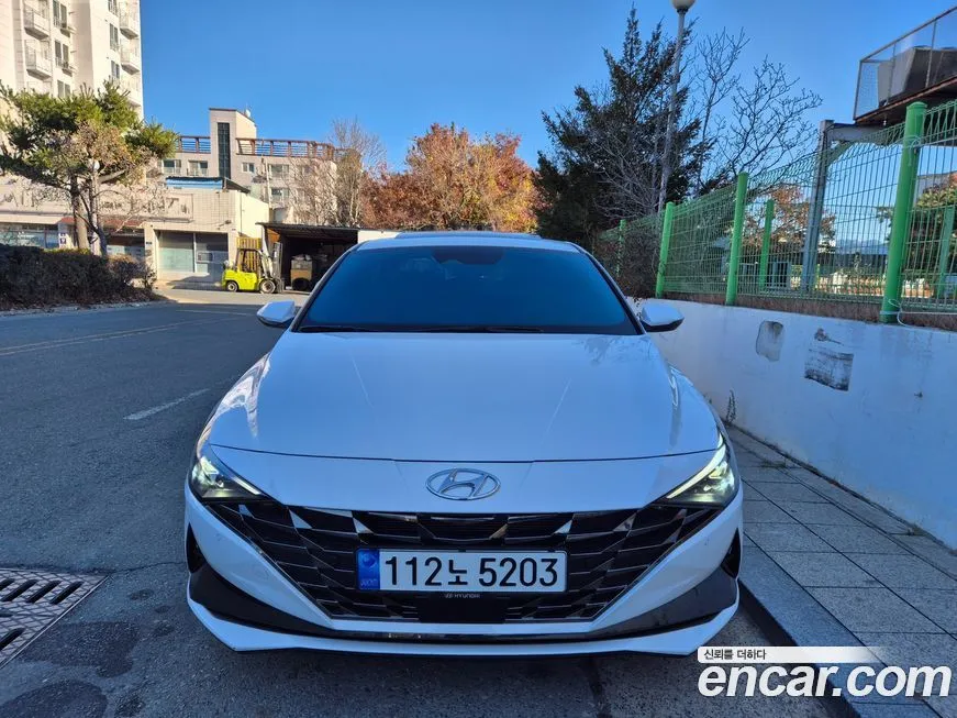Hyundai AVANTE — фото 3
