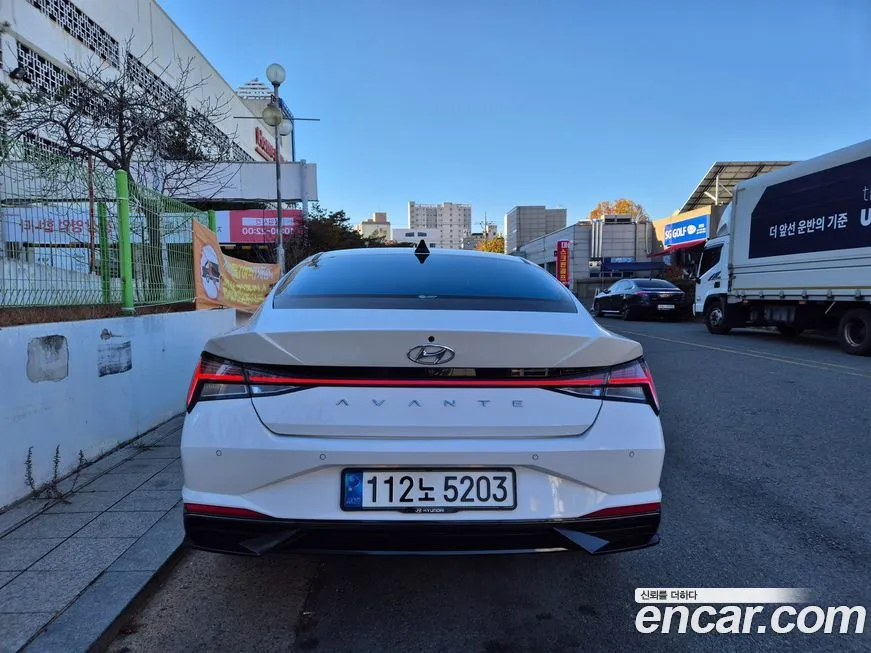 Hyundai AVANTE — фото 4