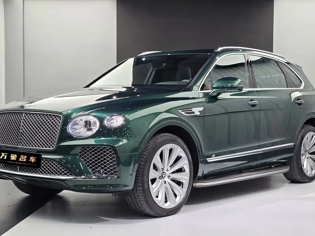 Bentley Bentayga — фото 1