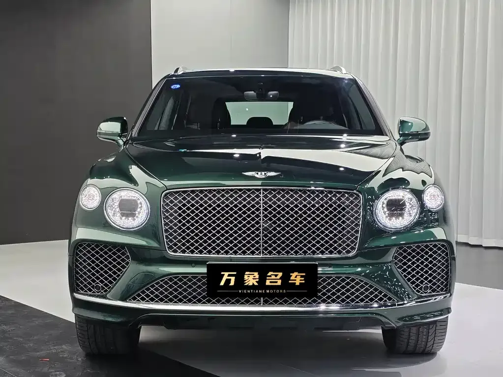 Bentley Bentayga — фото 2