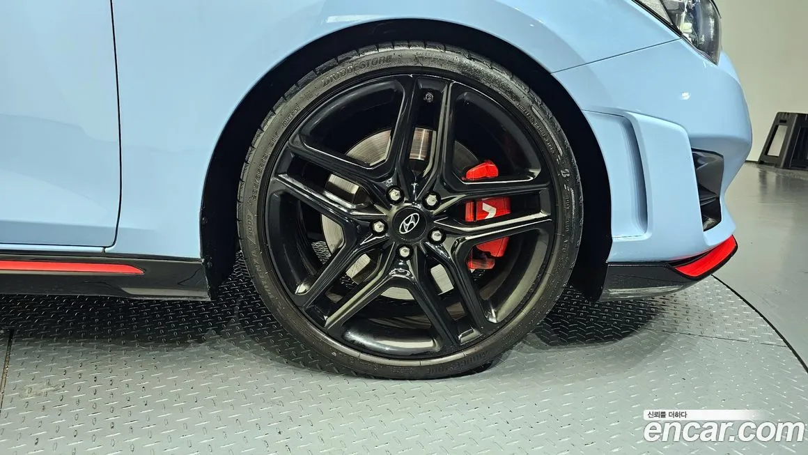 Hyundai Veloster — фото 5