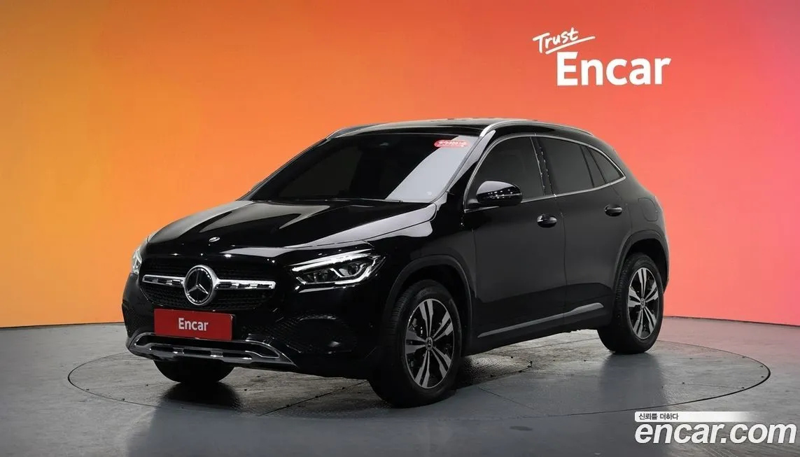 Mercedes-Benz GLA-Class — фото 1
