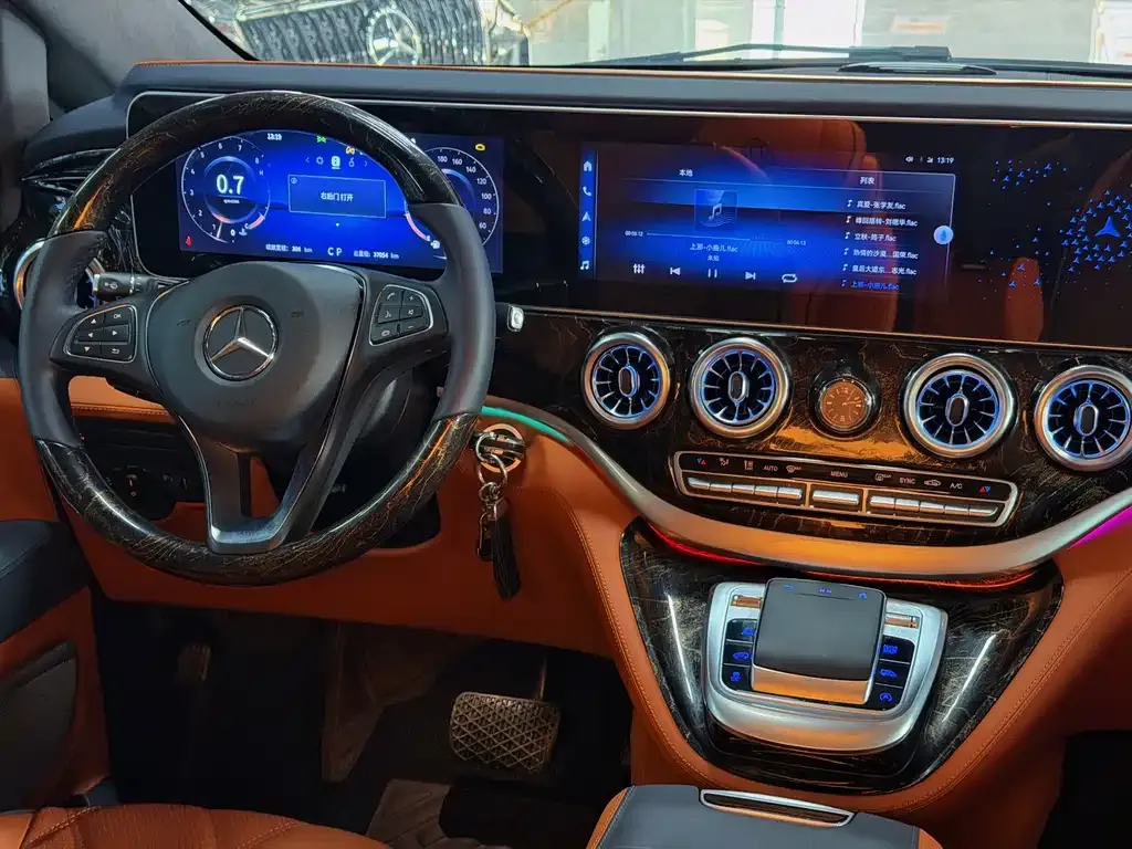 Mercedes-Benz Vito — фото 2