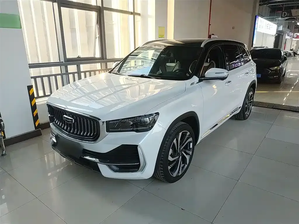 Geely Xingyue L — фото 1