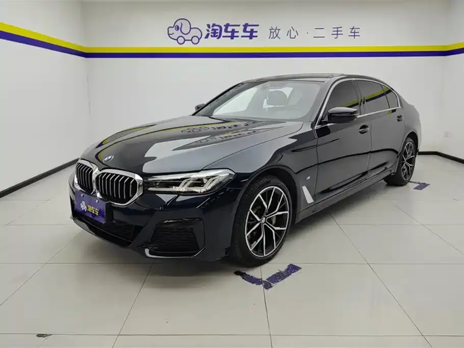 BMW 5 Series — фото 1
