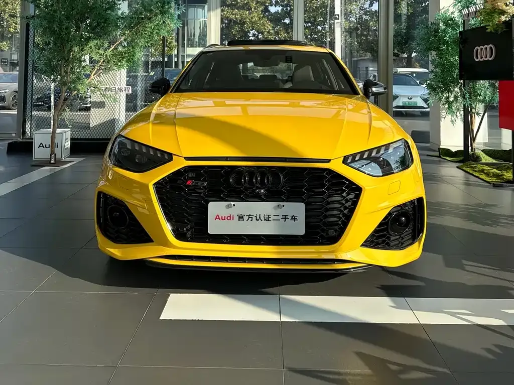 Audi RS 4 — фото 2