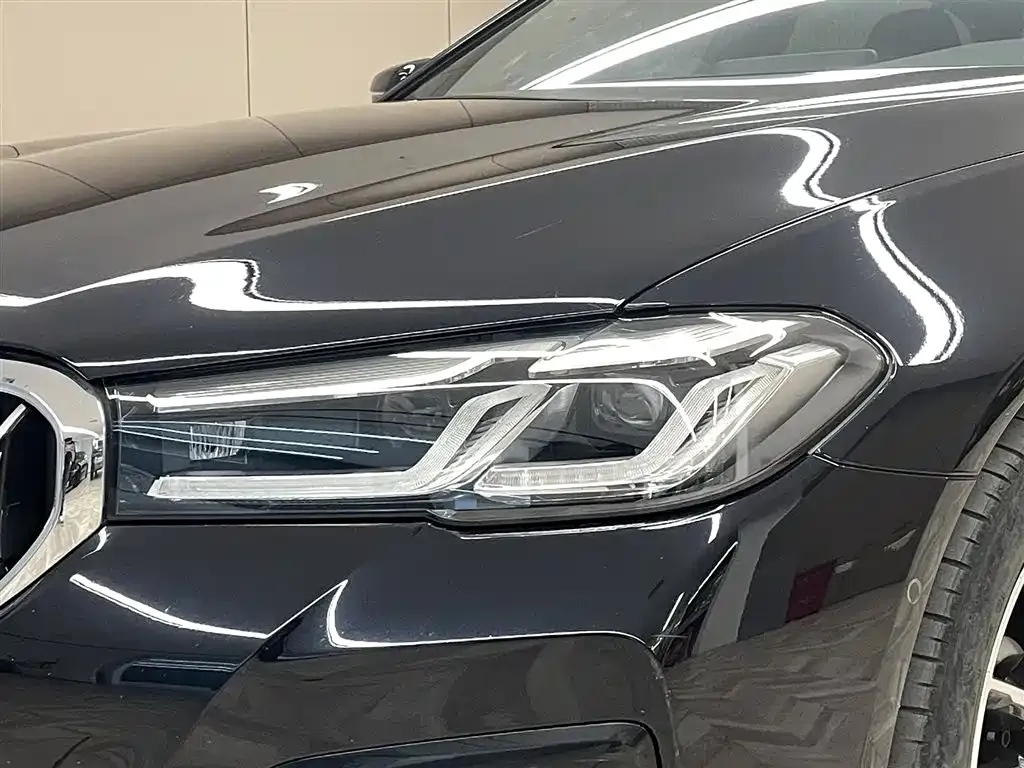 BMW 5 Series New Energy — фото 9