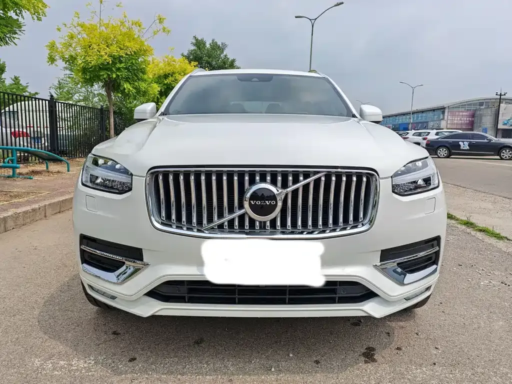 Volvo XC90 — фото 2