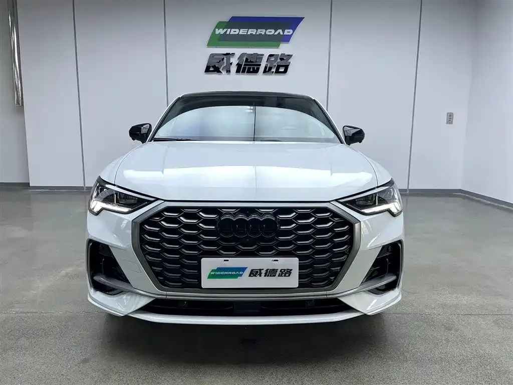Audi Q3 Sportback — фото 2