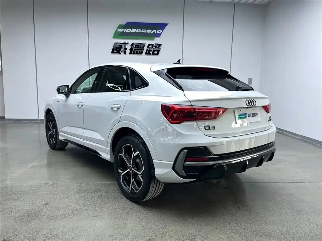 Audi Q3 Sportback — фото 3