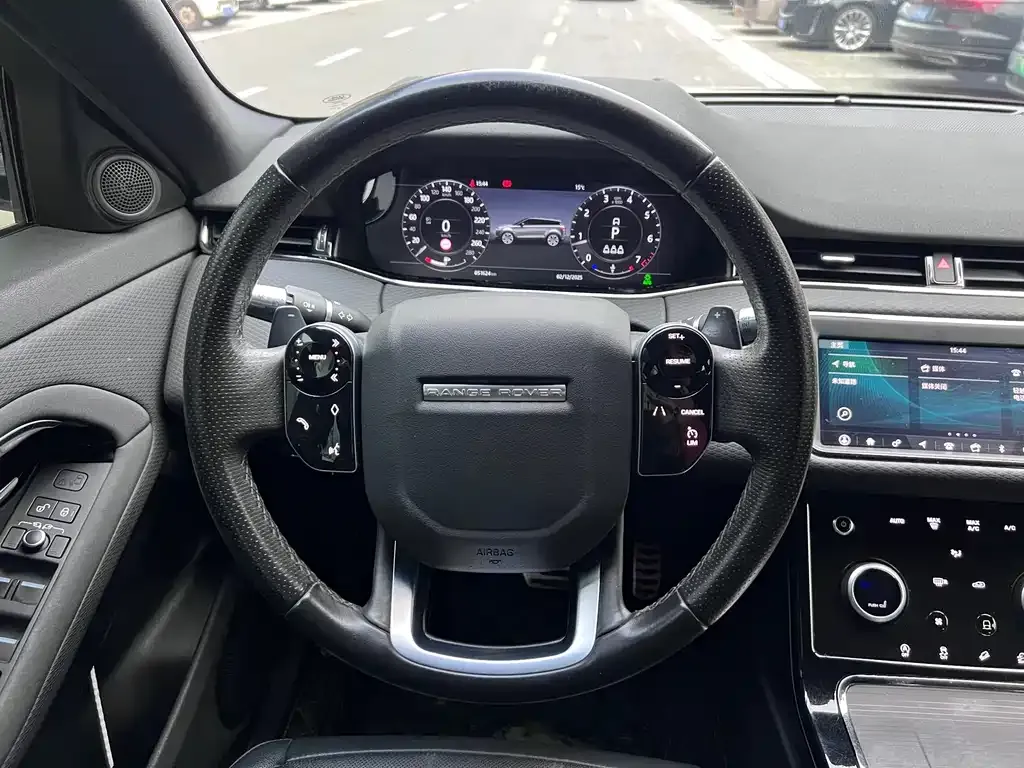 Land Rover Evoque — фото 8