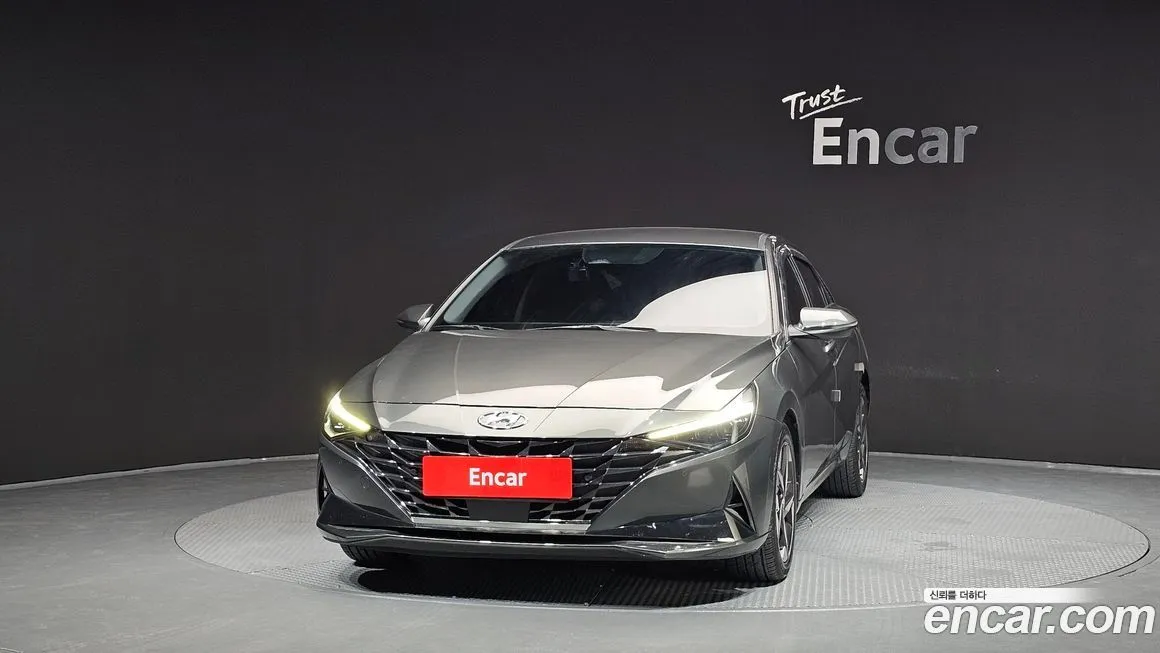 Hyundai AVANTE — фото 3