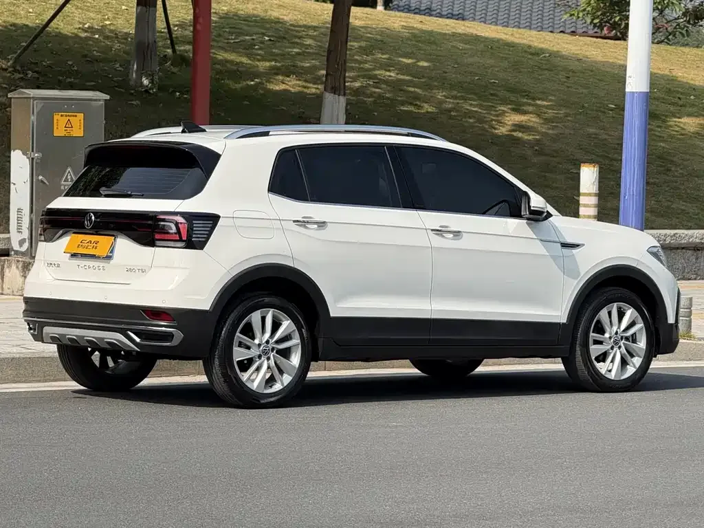 Volkswagen T-Cross — фото 4