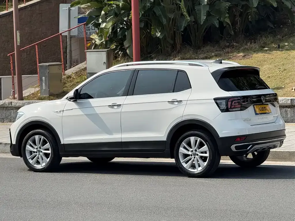 Volkswagen T-Cross — фото 6