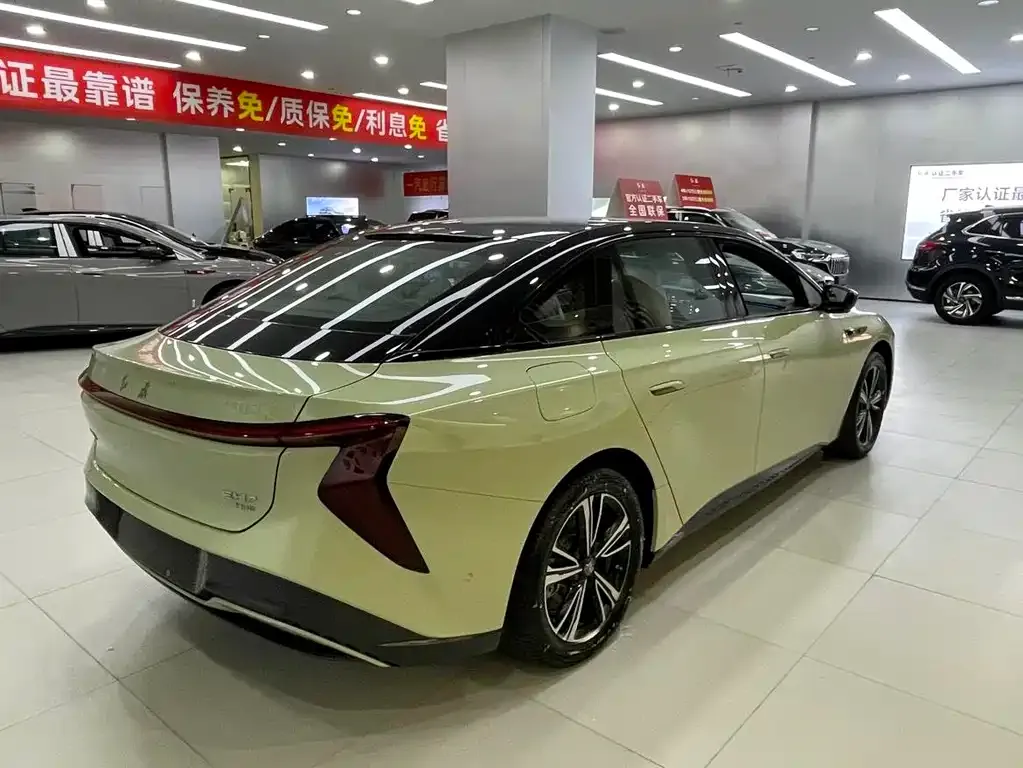Hongqi EH7 — фото 6