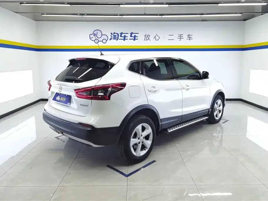 Nissan Qashqai — фото 3